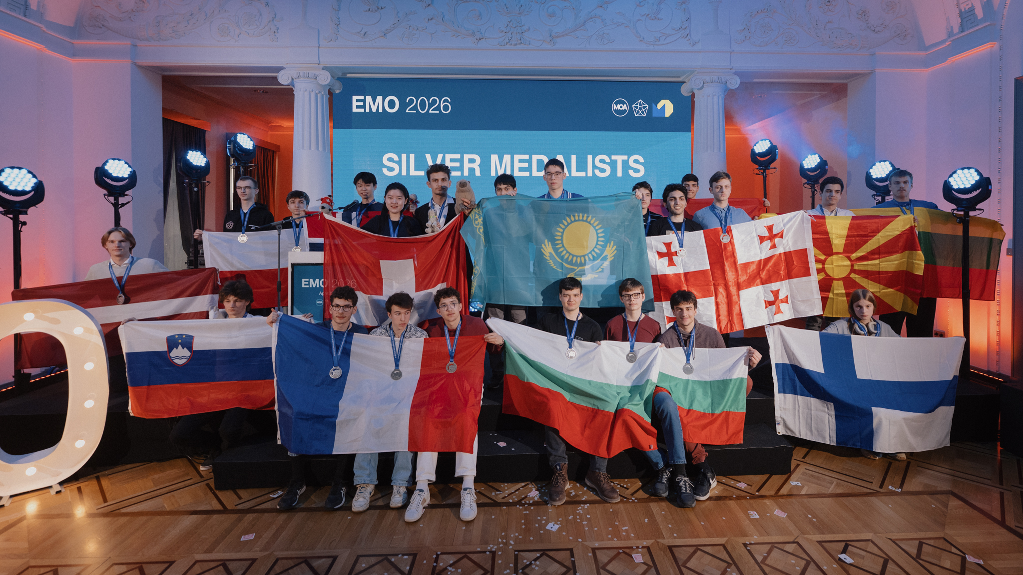 Prejemniki srebrnih medalj EMO 2026